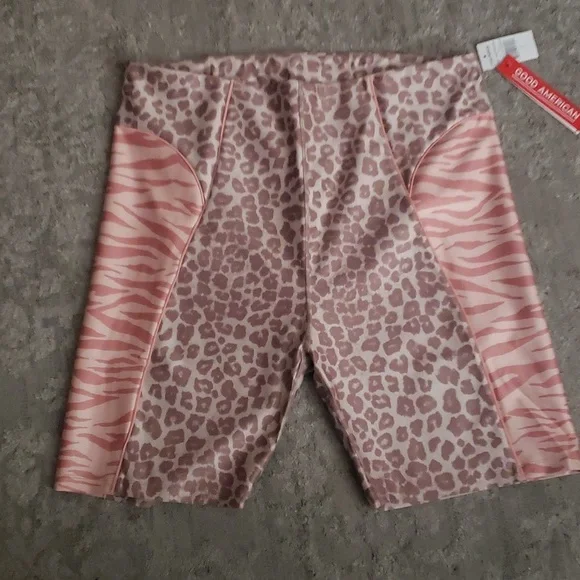 Good American Feel-Good Leopard Print Bike Shorts High Rise Stretch - Picture 3 of 5